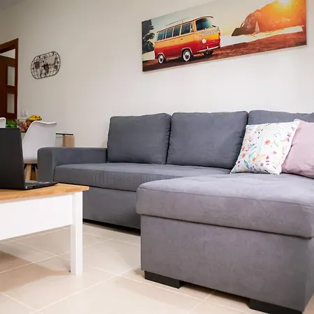La Folia Apartment *
